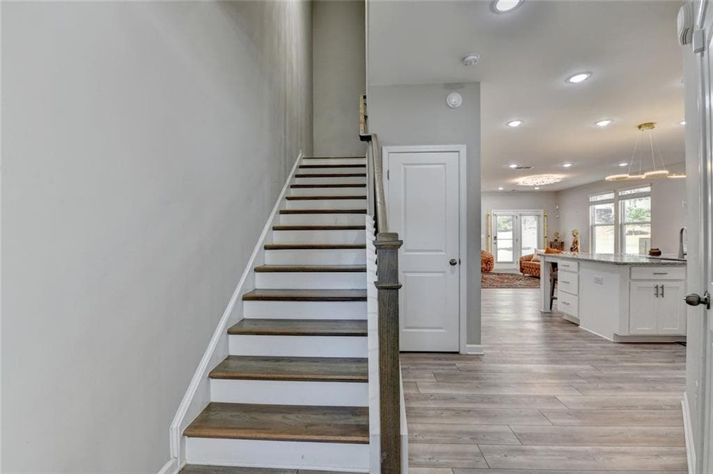 4 bedroom, 3 bathroom, 2,309 sq ft single family residence for sale at 3240 Herald Drive, Scottdale, GA 30079 — photo 5