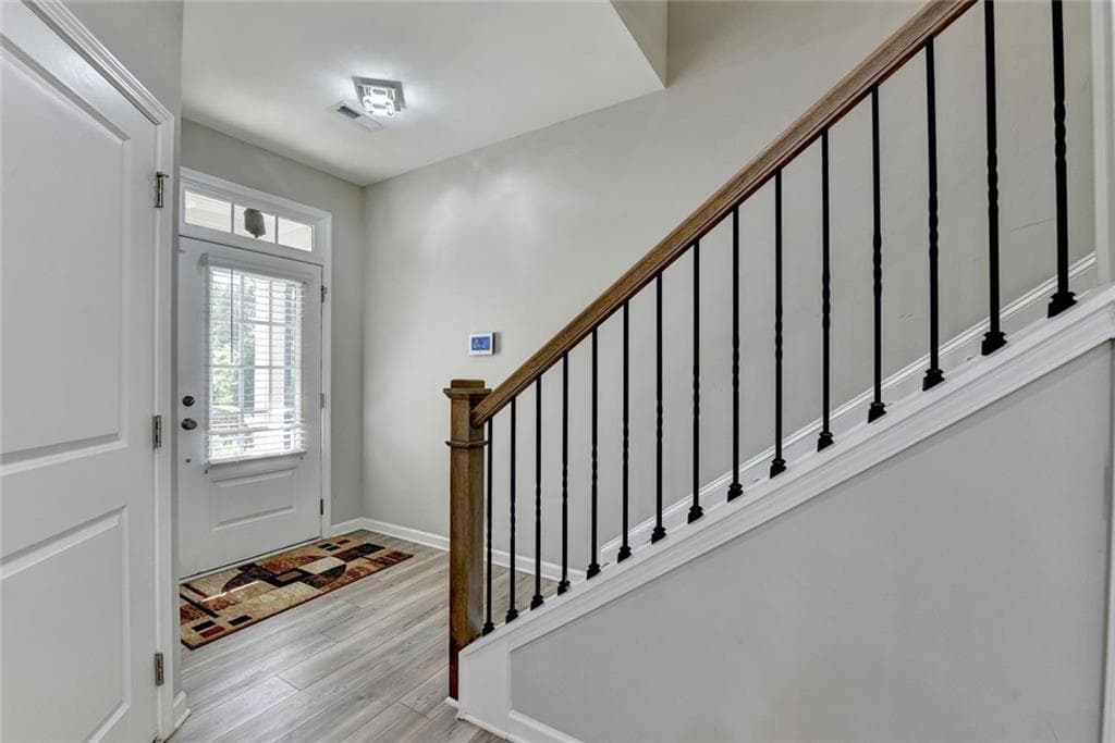 4 bedroom, 3 bathroom, 2,309 sq ft single family residence for sale at 3240 Herald Drive, Scottdale, GA 30079 — photo 6