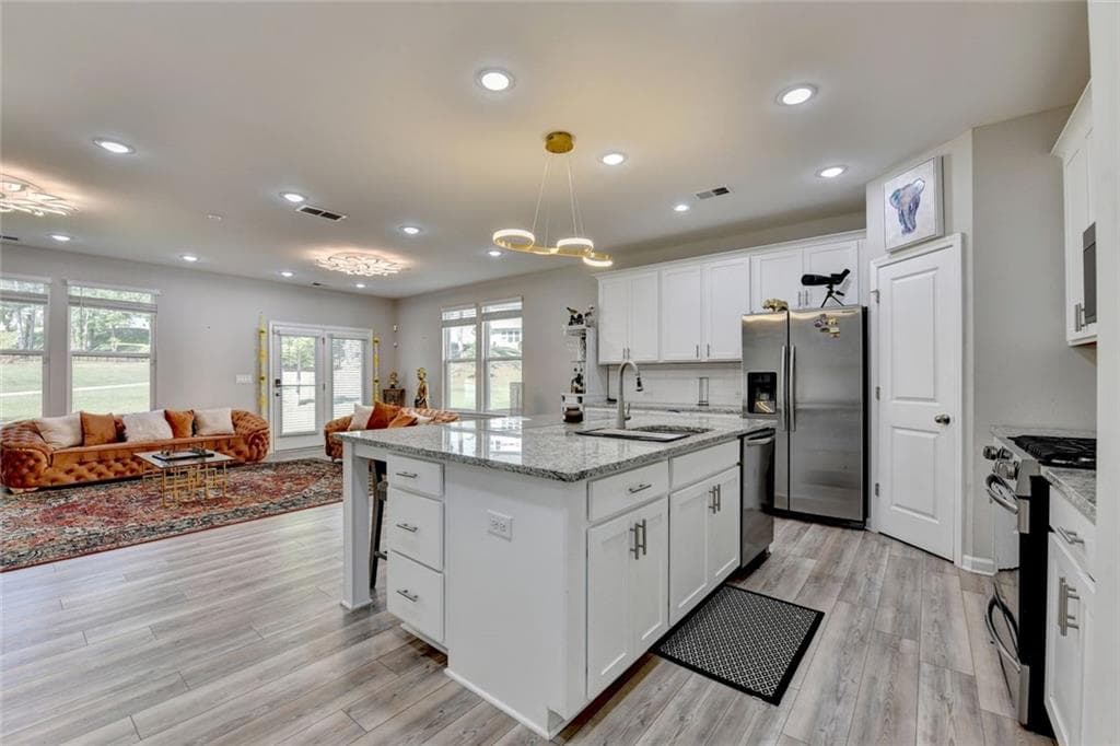 4 bedroom, 3 bathroom, 2,309 sq ft single family residence for sale at 3240 Herald Drive, Scottdale, GA 30079 — photo 7