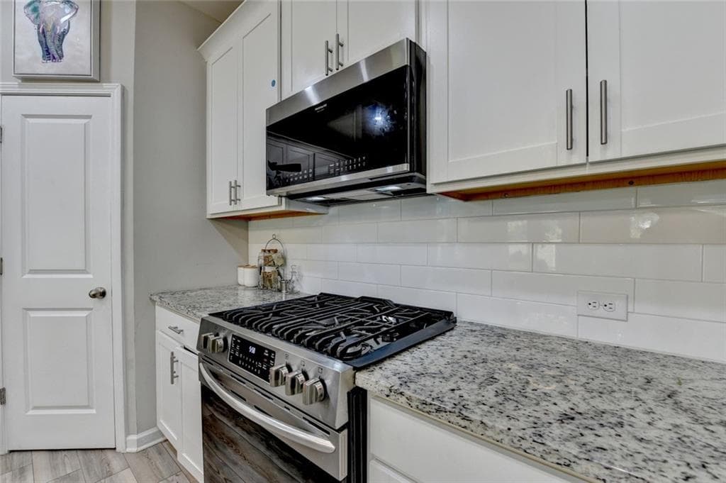 4 bedroom, 3 bathroom, 2,309 sq ft single family residence for sale at 3240 Herald Drive, Scottdale, GA 30079 — photo 9
