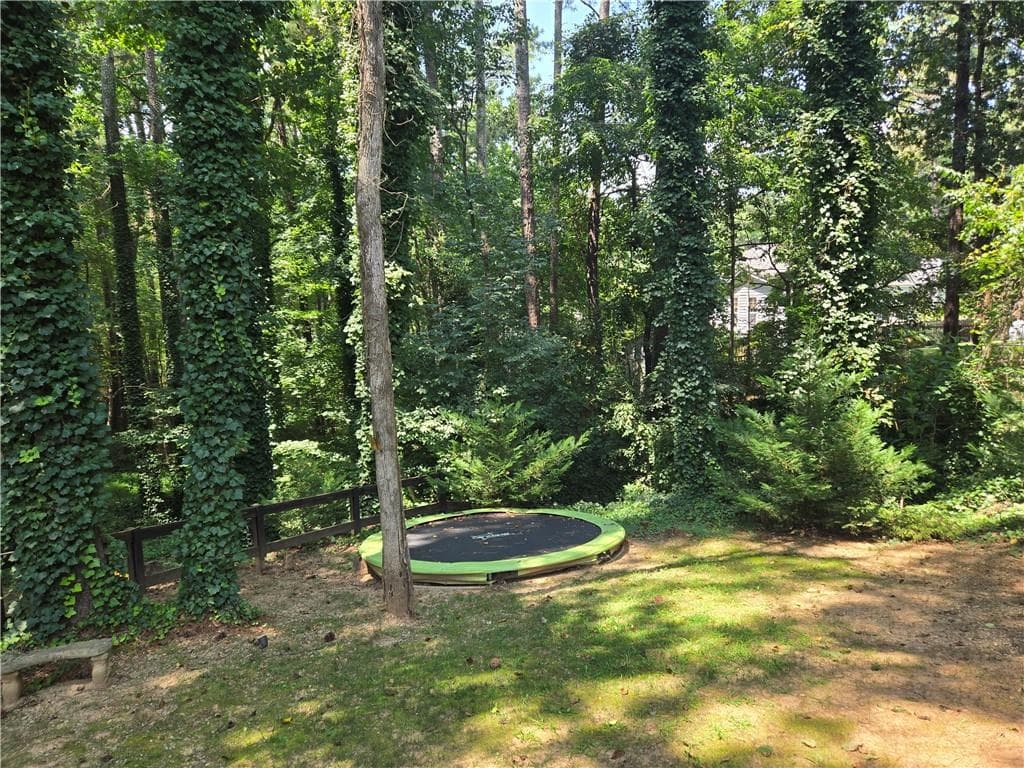 3 bedroom, 2 bathroom, 1,418 sq ft single family residence under contract at 102 Thomas Drive, Dallas, GA 30157 — photo 8