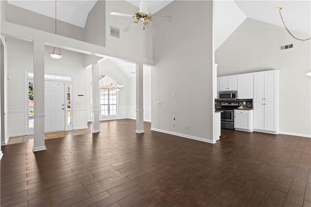 3 bedroom, 2 bathroom, 1,680 sq ft single family residence for rent at 965 Dogwood Park Drive, Lawrenceville, GA 30046 for $2,300 a month — photo 7