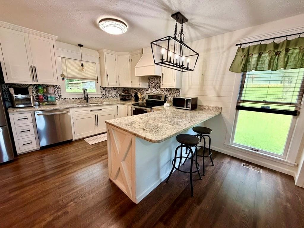 2 bedroom, 2 bathroom, 1,584 sq ft single family residence for sale at 4886 Buchanan Highway, Buchanan, GA 30113 — photo 3