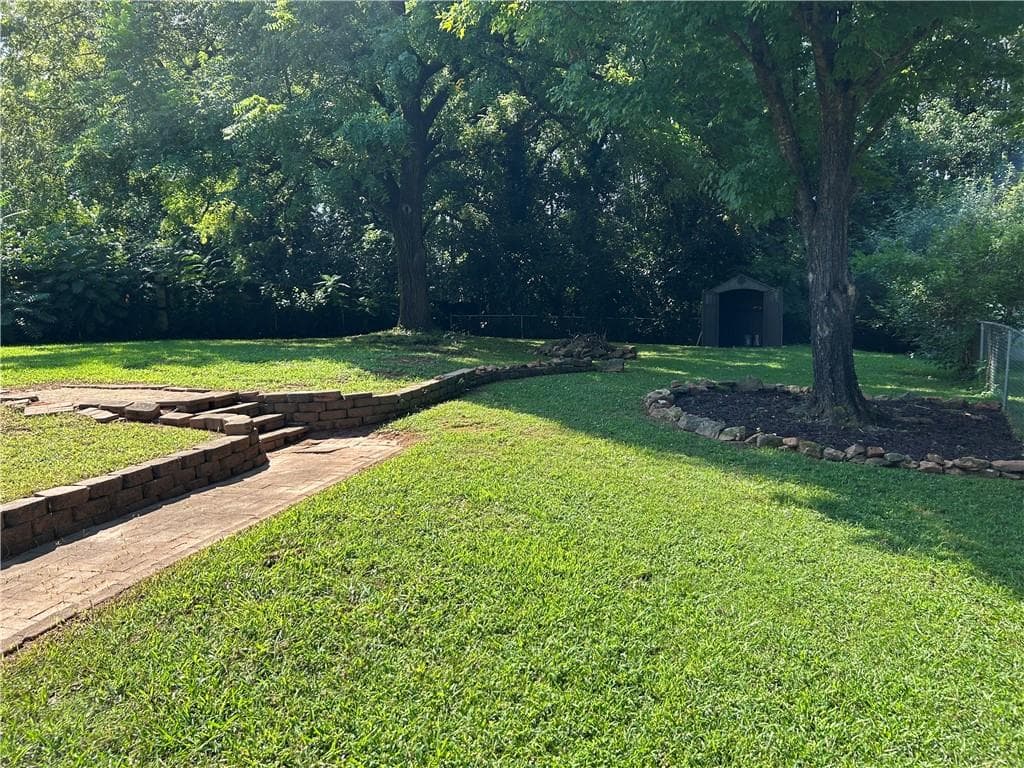 2 bedroom, 1 bathroom, 1,048 sq ft single family residence for sale at 1078 Barnes Mill Road, Marietta, GA 30062 — photo 8