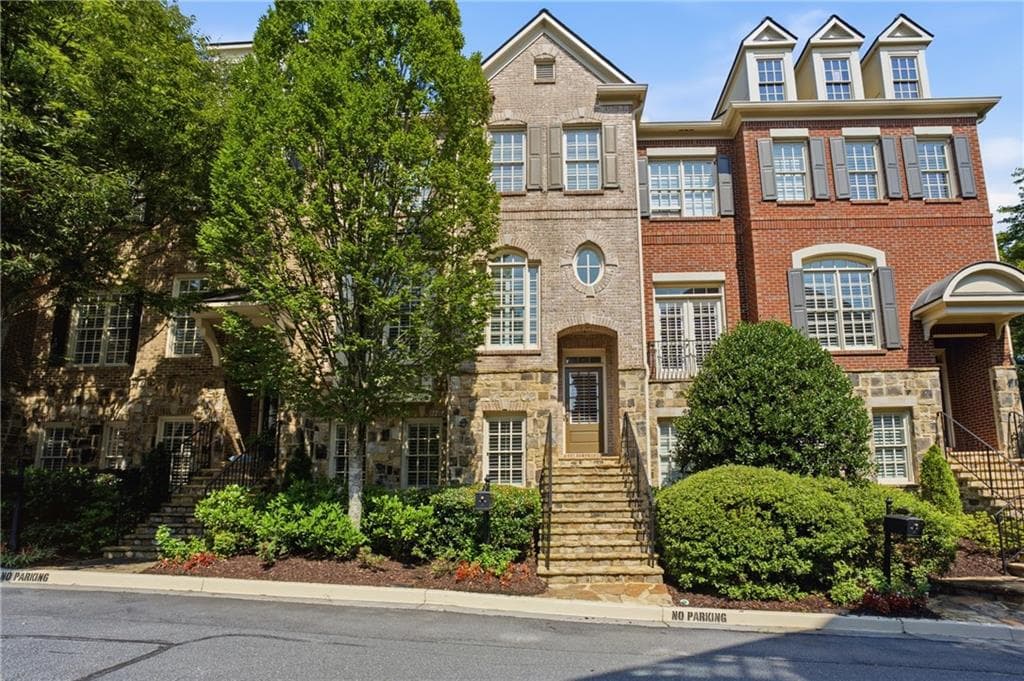 4 bedroom, 4 bathroom, 2,879 sq ft townhouse for sale at 632 Parkside Village Way, Marietta, GA 30060 — photo 1 of 34