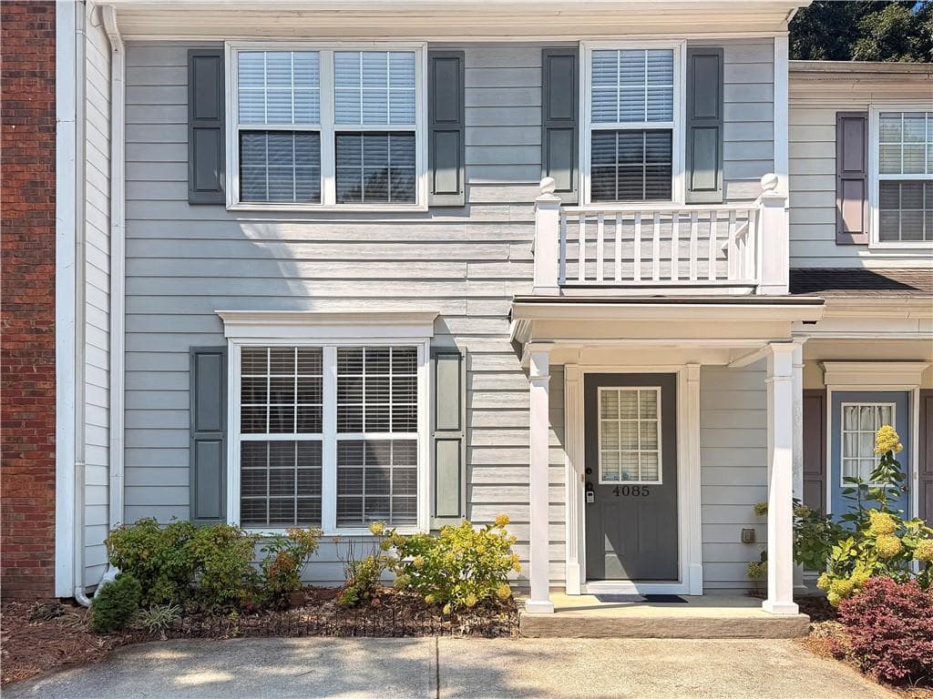 3 bedroom, 3 bathroom, 1,378 sq ft townhouse for rent at 4085 Howell Park Road, Duluth, GA 30096 for $2,000 a month — photo 1 of 18