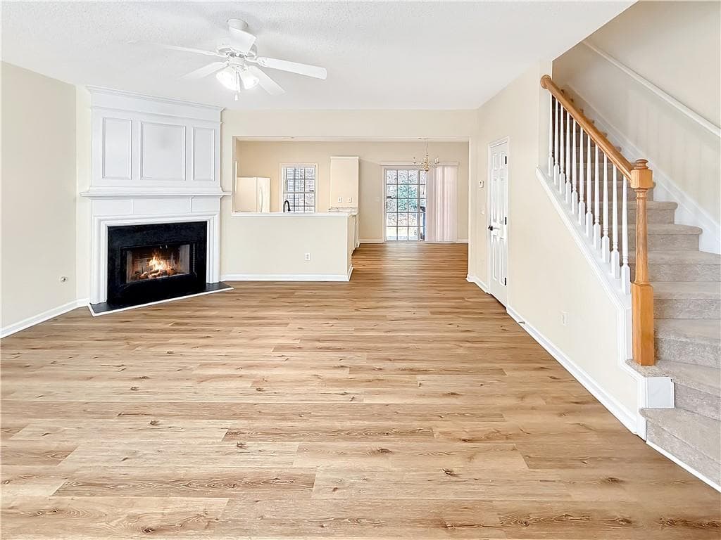 3 bedroom, 3 bathroom, 1,378 sq ft townhouse for rent at 4085 Howell Park Road, Duluth, GA 30096 for $2,000 a month — photo 4