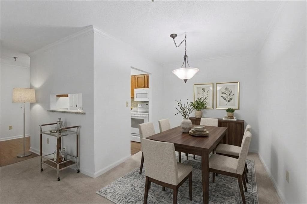 2 bedroom, 2 bathroom, 1,070 sq ft condominium for sale at 300 Johnson Ferry Road A207, Sandy Springs, GA 30328 — photo 6
