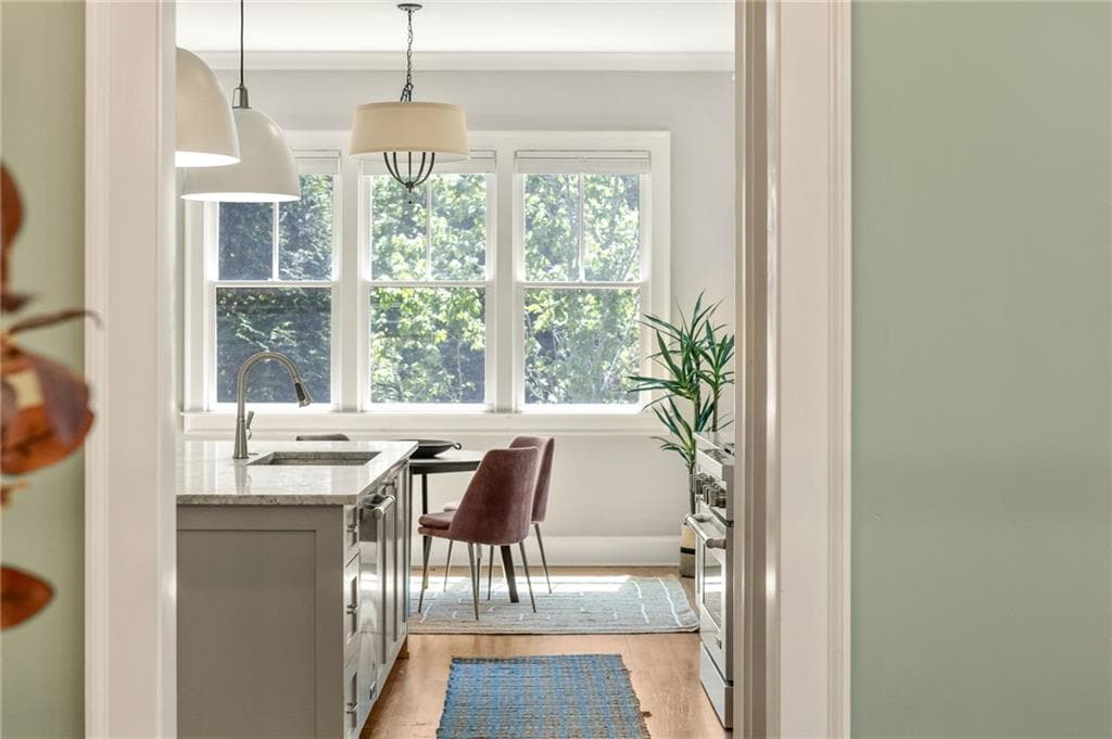4 bedroom, 5 bathroom, 3,268 sq ft single family residence under contract at 35 McEvoy Lane, Decatur, GA 30030 — photo 10
