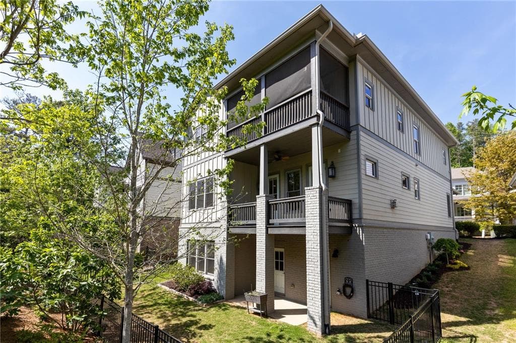4 bedroom, 5 bathroom, 3,268 sq ft single family residence under contract at 35 McEvoy Lane, Decatur, GA 30030 — photo 4