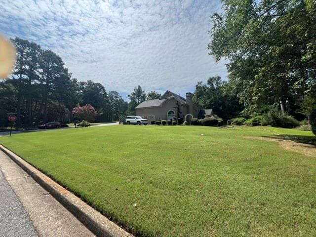 4 bedroom, 4 bathroom, 3,323 sq ft single family residence for sale at 12080 Magnolia Crescent Drive, Roswell, GA 30075 — photo 5