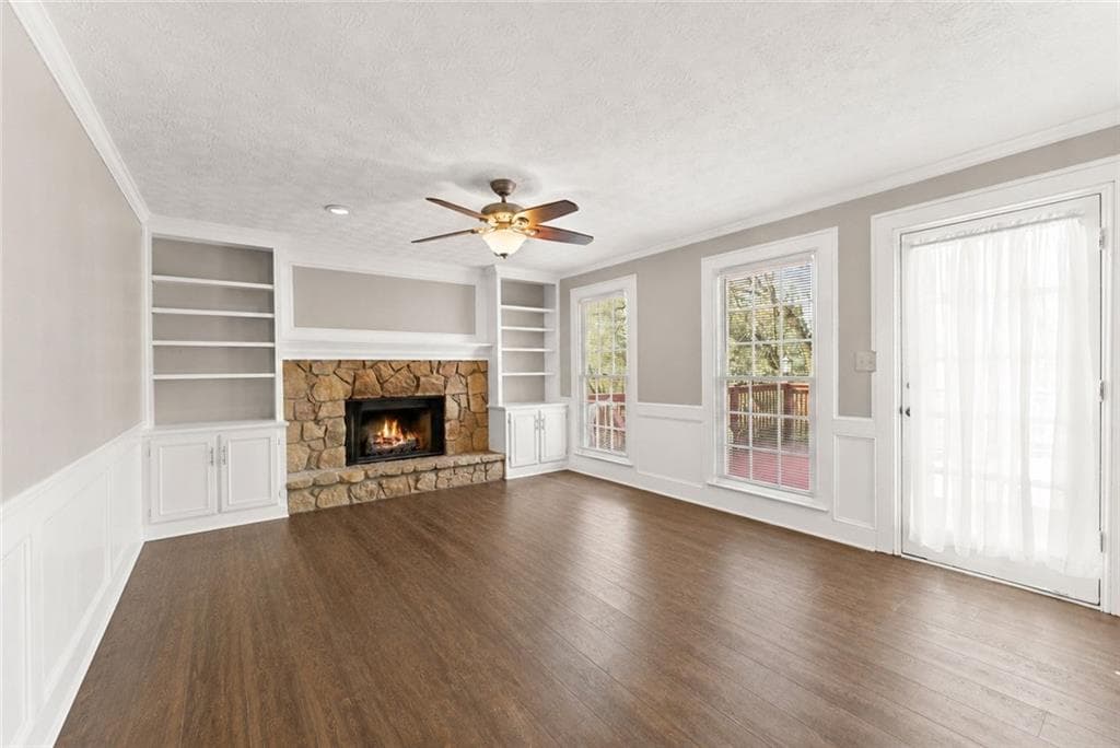 4 bedroom, 3 bathroom, 2,690 sq ft single family residence for sale at 2080 Furlong Run, Lawrenceville, GA 30043 — photo 10