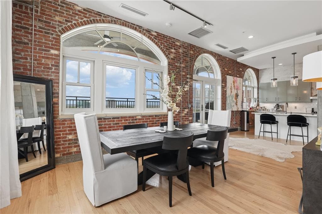 2 bedroom, 2 bathroom, 2,487 sq ft condominium for sale at 3180 Mathieson Drive 1403, Atlanta, GA 30305 — photo 9