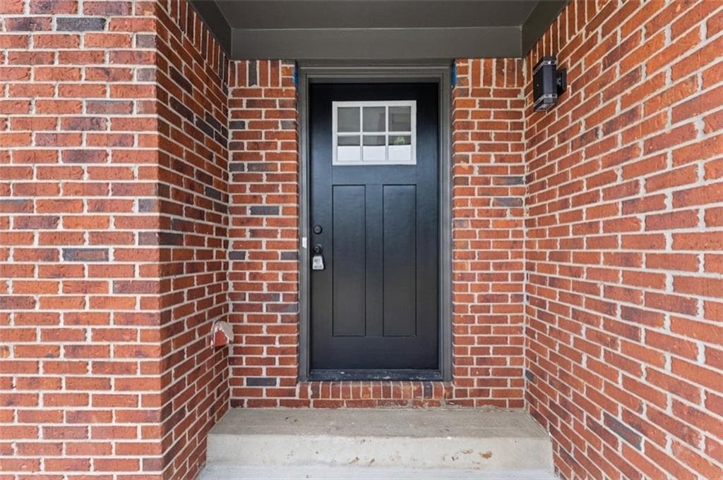 3 bedroom, 3 bathroom, 1,440 sq ft single family residence for rent at 1111 Pin Oak Drive, Tucker, GA 30084 for $2,395 a month — photo 4