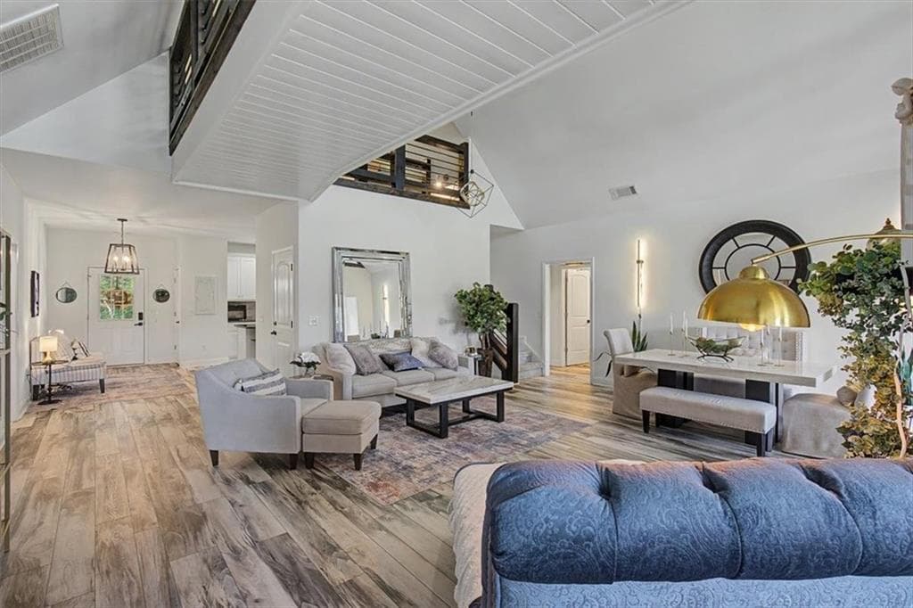5 bedroom, 3 bathroom, 5,000 sq ft single family residence under contract at 250 Crowe Springs Road, Cartersville, GA 30121 — photo 6