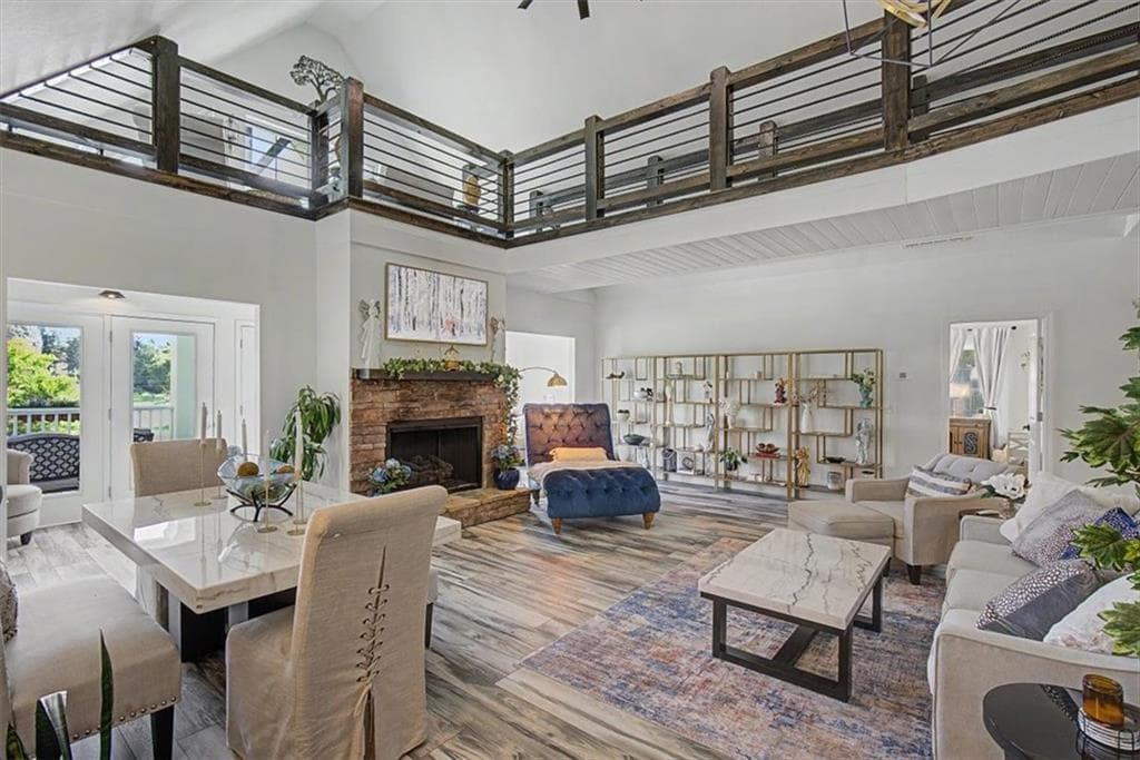 5 bedroom, 3 bathroom, 5,000 sq ft single family residence under contract at 250 Crowe Springs Road, Cartersville, GA 30121 — photo 9