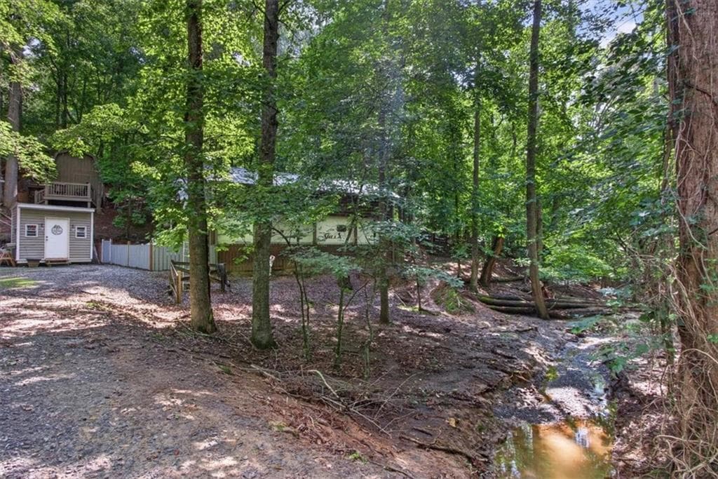 1 bedroom, 1 bathroom, 800 sq ft single family residence for sale at 190 26th St., Ellijay, GA 30540 — photo 8