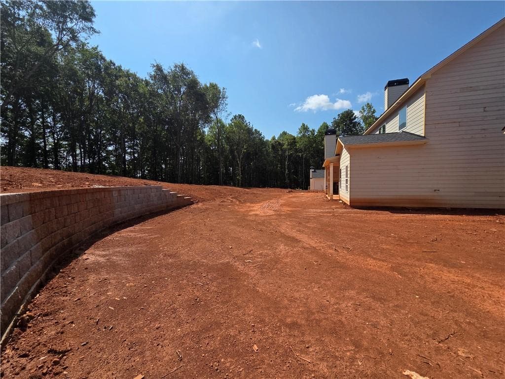 5 bedroom, 3 bathroom, 3,077 sq ft single family residence for sale at 374 Meadows Drive, Bethlehem, GA 30620 — photo 7