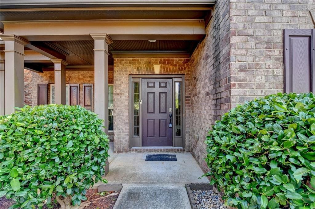 4 bedroom, 4 bathroom, 3,378 sq ft single family residence for rent at 3709 Union Park Drive, Duluth, GA 30097 for $3,300 a month — photo 2