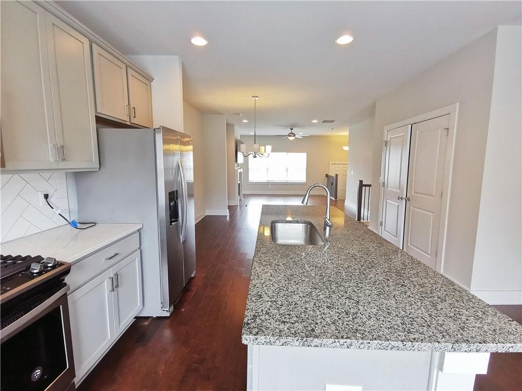 3 bedroom, 4 bathroom, 1,600 sq ft townhouse for rent at 3795 Oxford Circle, Atlanta, GA 30340 for $2,750 a month — photo 9