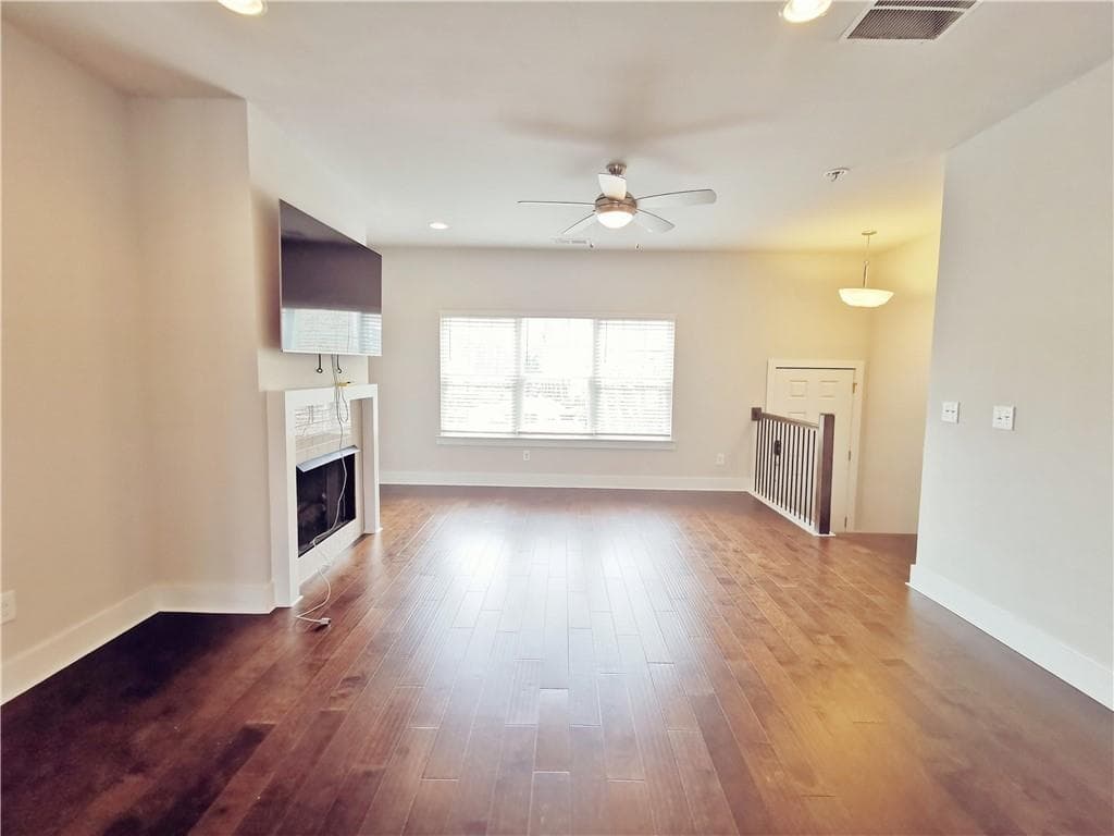 3 bedroom, 4 bathroom, 1,600 sq ft townhouse for rent at 3795 Oxford Circle, Atlanta, GA 30340 for $2,750 a month — photo 10