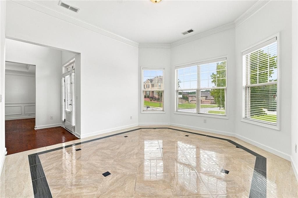 4 bedroom, 4 bathroom, 3,527 sq ft single family residence for sale at 810 Grand Reserve Drive, Suwanee, GA 30024 — photo 7