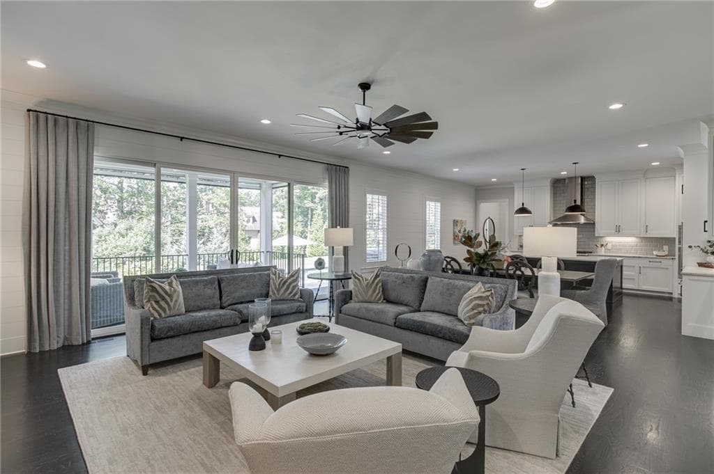 6 bedroom, 7 bathroom, 8,000 sq ft single family residence for sale at 678 Bit O'Luck Drive, Suwanee, GA 30024 — photo 7