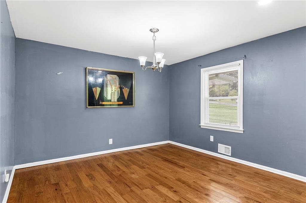 3 bedroom, 3 bathroom, 2,882 sq ft single family residence for sale at 974 Laurelmont Drive, Atlanta, GA 30311 — photo 6