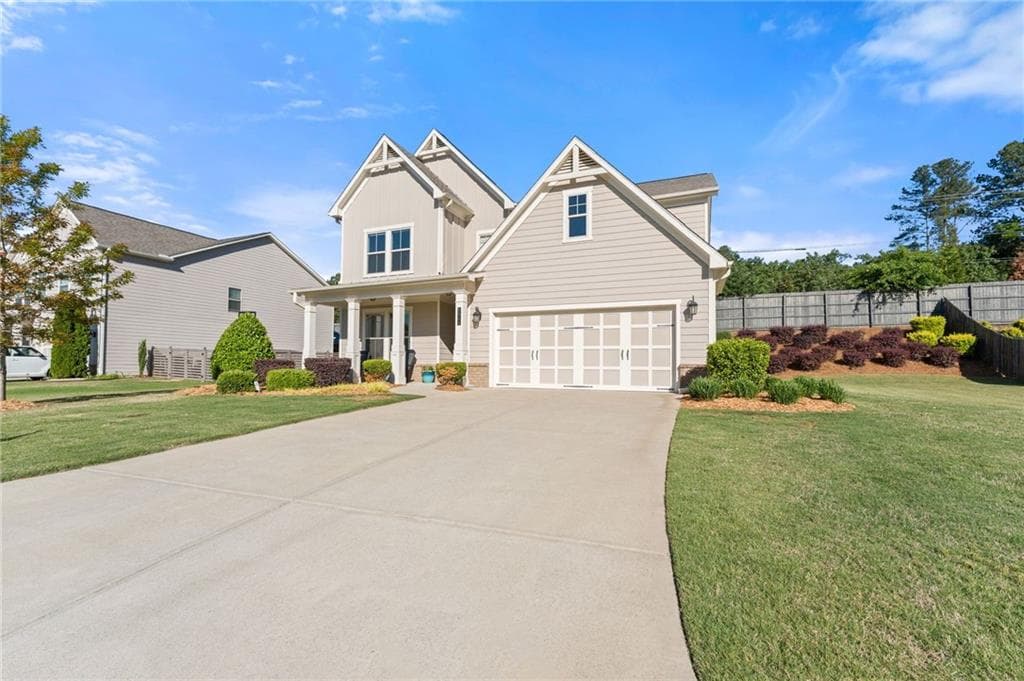 5 bedroom, 4 bathroom, 2,759 sq ft single family residence for sale at 5845 Stargazer Way, Cumming, GA 30028 — photo 3