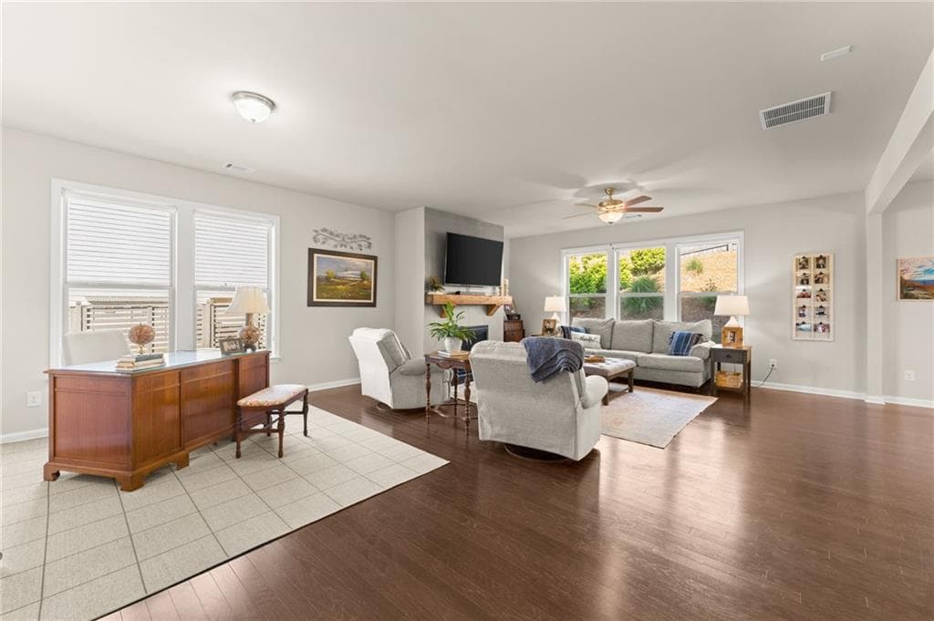 5 bedroom, 4 bathroom, 2,759 sq ft single family residence for sale at 5845 Stargazer Way, Cumming, GA 30028 — photo 6