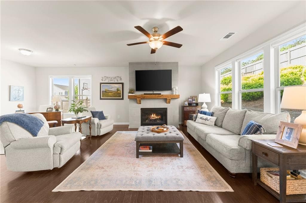 5 bedroom, 4 bathroom, 2,759 sq ft single family residence for sale at 5845 Stargazer Way, Cumming, GA 30028 — photo 8