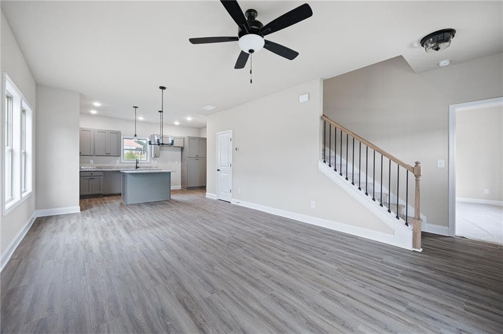 3 bedroom, 3 bathroom, 1,369 sq ft single family residence for sale at 107 Winston Way, Carrollton, GA 30117 — photo 4