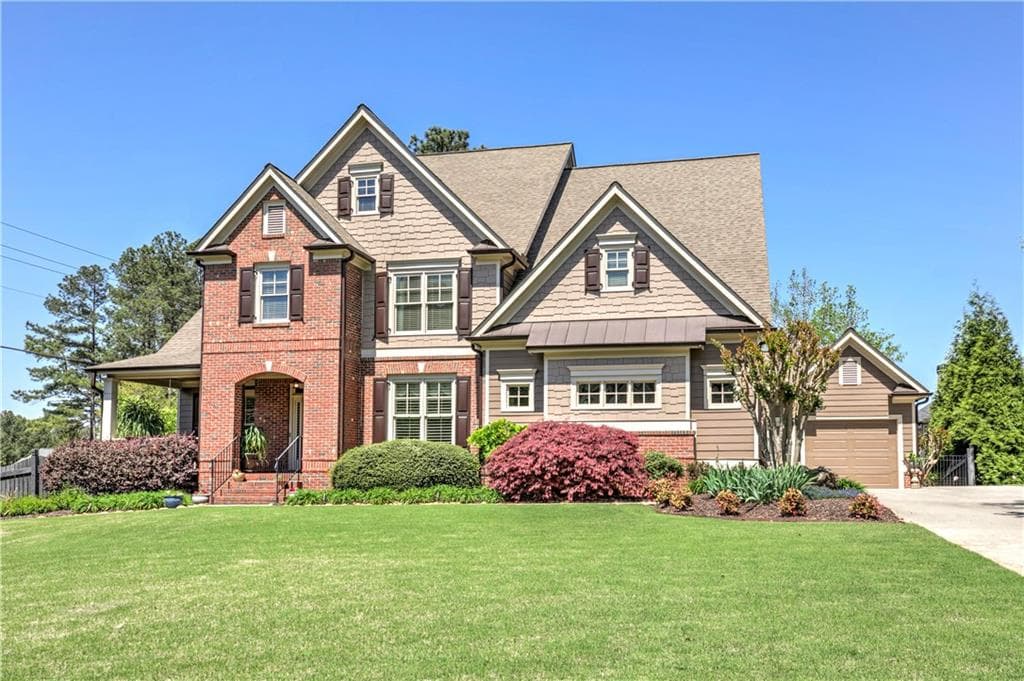 7 bedroom, 6 bathroom, 5,913 sq ft single family residence under contract at 15 Brisbane Drive, Acworth, GA 30101 — photo 2