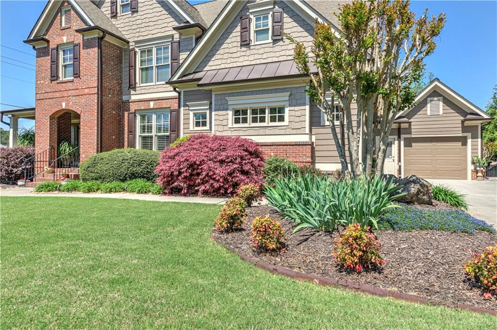 7 bedroom, 6 bathroom, 5,913 sq ft single family residence under contract at 15 Brisbane Drive, Acworth, GA 30101 — photo 8