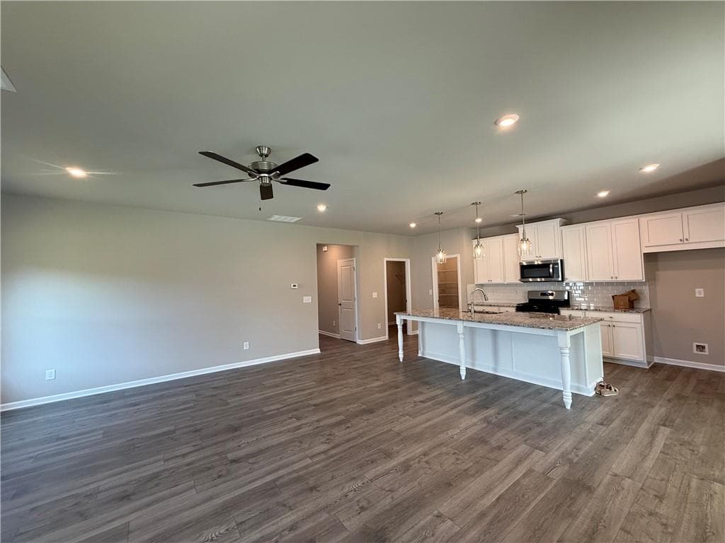 3 bedroom, 2 bathroom, 1,785 sq ft single family residence for sale at 30 Madison Lane, Adairsville, GA 30103 — photo 6