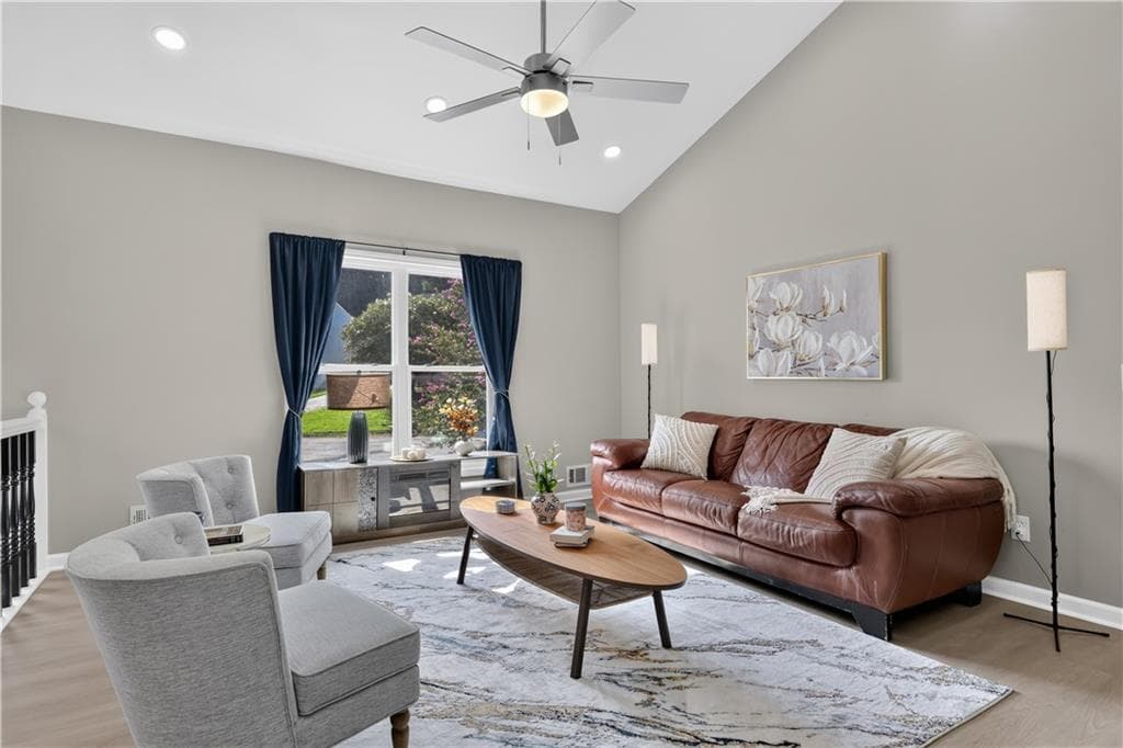 4 bedroom, 3 bathroom, 2,154 sq ft single family residence under contract at 2490 Riverwood Spring, Ellenwood, GA 30294 — photo 3