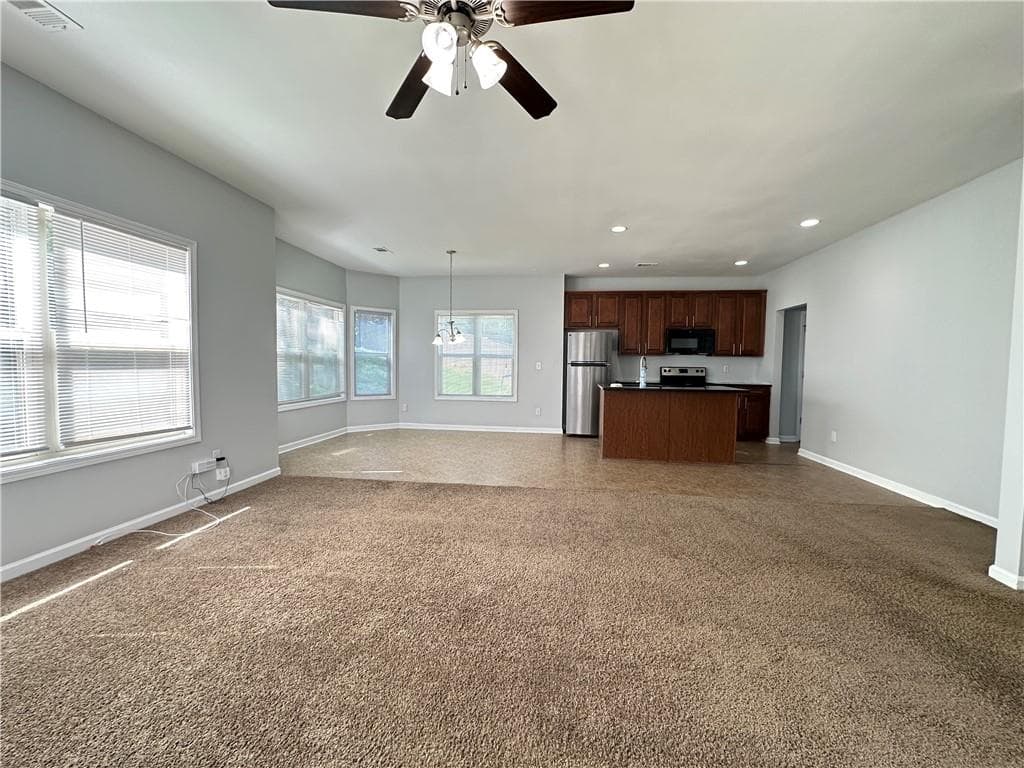 5 bedroom, 4 bathroom, 2,778 sq ft single family residence for rent at 1129 Ida Woods Court, Lawrenceville, GA 30045 for $2,500 a month — photo 6
