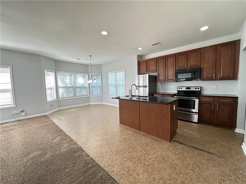 5 bedroom, 4 bathroom, 2,778 sq ft single family residence for rent at 1129 Ida Woods Court, Lawrenceville, GA 30045 for $2,500 a month — photo 7