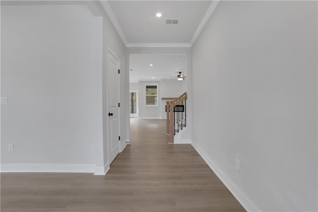 4 bedroom, 3 bathroom, 2,637 sq ft single family residence under contract at 4112 Adler Circle, Buford, GA 30519 — photo 8