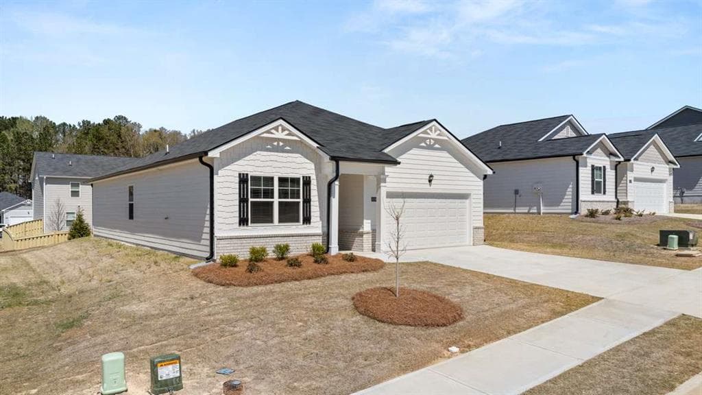3 bedroom, 2 bathroom, 1,714 sq ft single family residence for sale at 8555 Secretariat Drive, Lithonia, GA 30058 — photo 4
