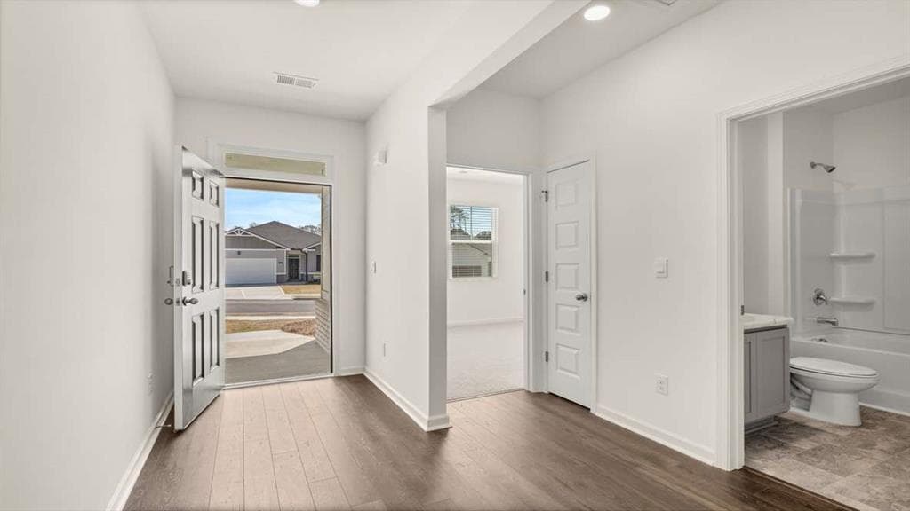 3 bedroom, 2 bathroom, 1,714 sq ft single family residence for sale at 8555 Secretariat Drive, Lithonia, GA 30058 — photo 7