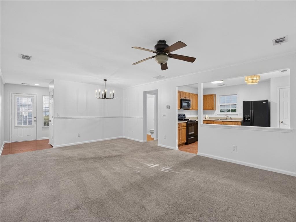 3 bedroom, 3 bathroom, 1,752 sq ft single family residence for rent at 2820 Mayfair Drive, Cumming, GA 30040 for $2,100 a month — photo 6