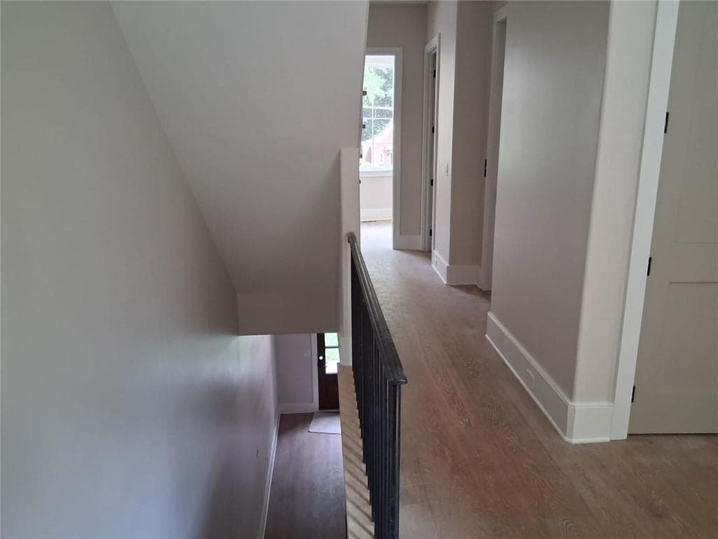 4 bedroom, 3 bathroom, 3,415 sq ft townhouse for rent at 3525 Kingsboro Road, Atlanta, GA 30319 for $13,200 a month — photo 3