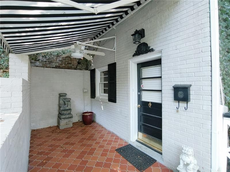 1 bedroom, 1 bathroom, 1,100 sq ft other for rent at 76 Laurel Forest Circle, Atlanta, GA 30342 for $2,000 a month — photo 1 of 29