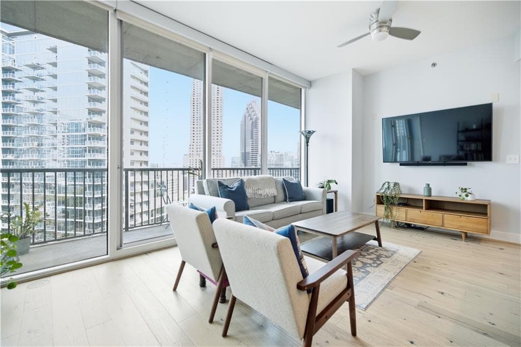 2 bedroom, 2 bathroom, 1,196 sq ft condominium for rent at 1080 Peachtree Street 1212, Atlanta, GA 30309 for $3,200 a month — photo 1 of 41