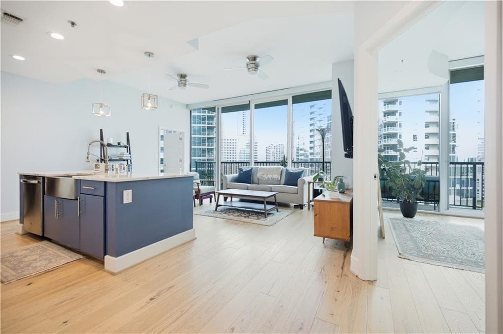 2 bedroom, 2 bathroom, 1,196 sq ft condominium for rent at 1080 Peachtree Street 1212, Atlanta, GA 30309 for $3,200 a month — photo 3