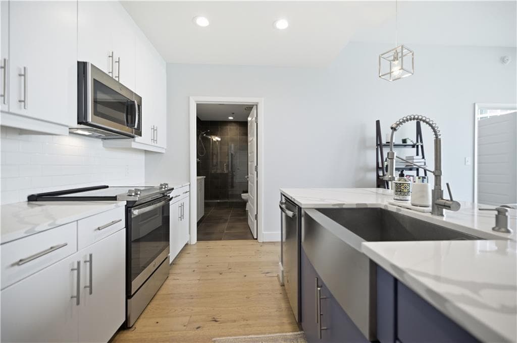 2 bedroom, 2 bathroom, 1,196 sq ft condominium for rent at 1080 Peachtree Street 1212, Atlanta, GA 30309 for $3,200 a month — photo 5
