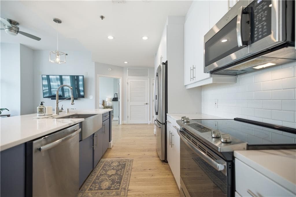 2 bedroom, 2 bathroom, 1,196 sq ft condominium for rent at 1080 Peachtree Street 1212, Atlanta, GA 30309 for $3,200 a month — photo 6