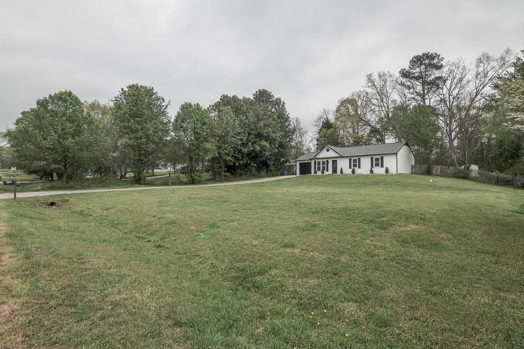 3 bedroom, 2 bathroom single family residence for rent at 356 Meadow Trace Drive, Auburn, GA 30011 for $1,900 a month — photo 4