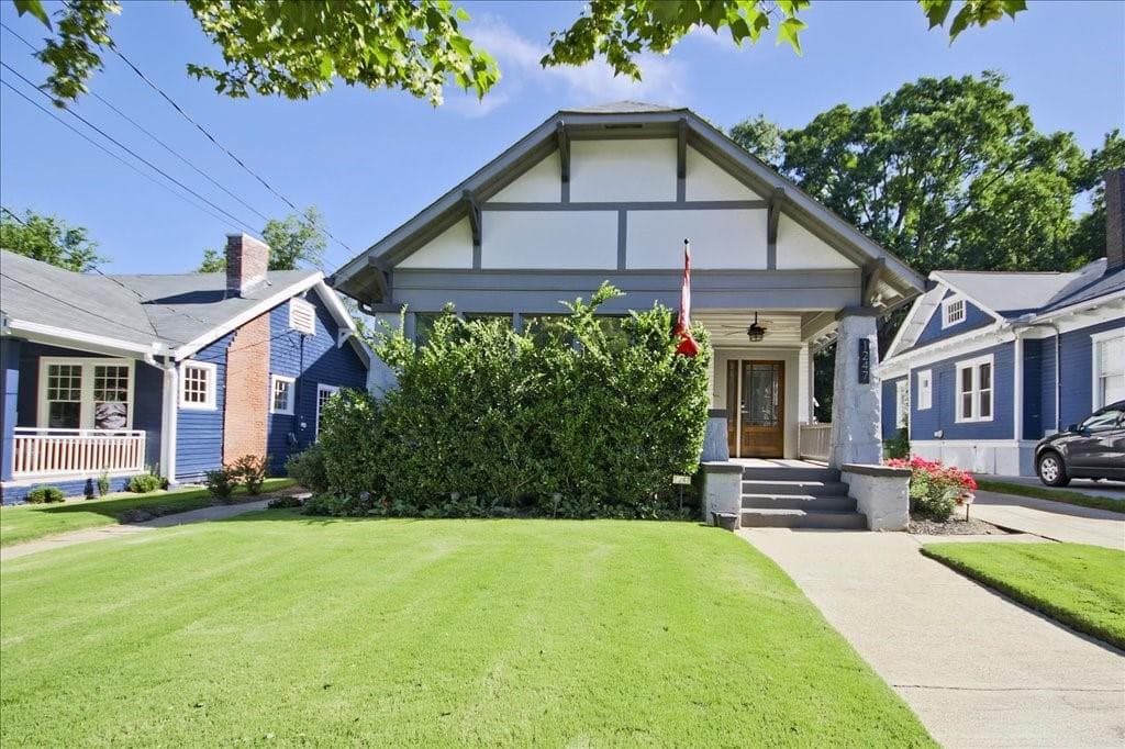 6 bedroom, 4 bathroom, 3,143 sq ft single family residence under contract at 1247 Lucile Avenue, Atlanta, GA 30310
